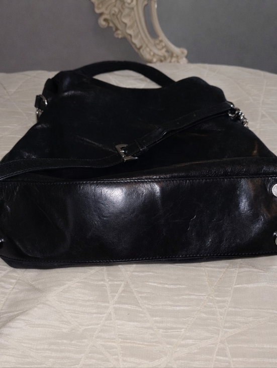 Michael Kors Black Glazed Leather Trapeze Hobo Crossbody Bag Silver Chain - Picture 4 of 5